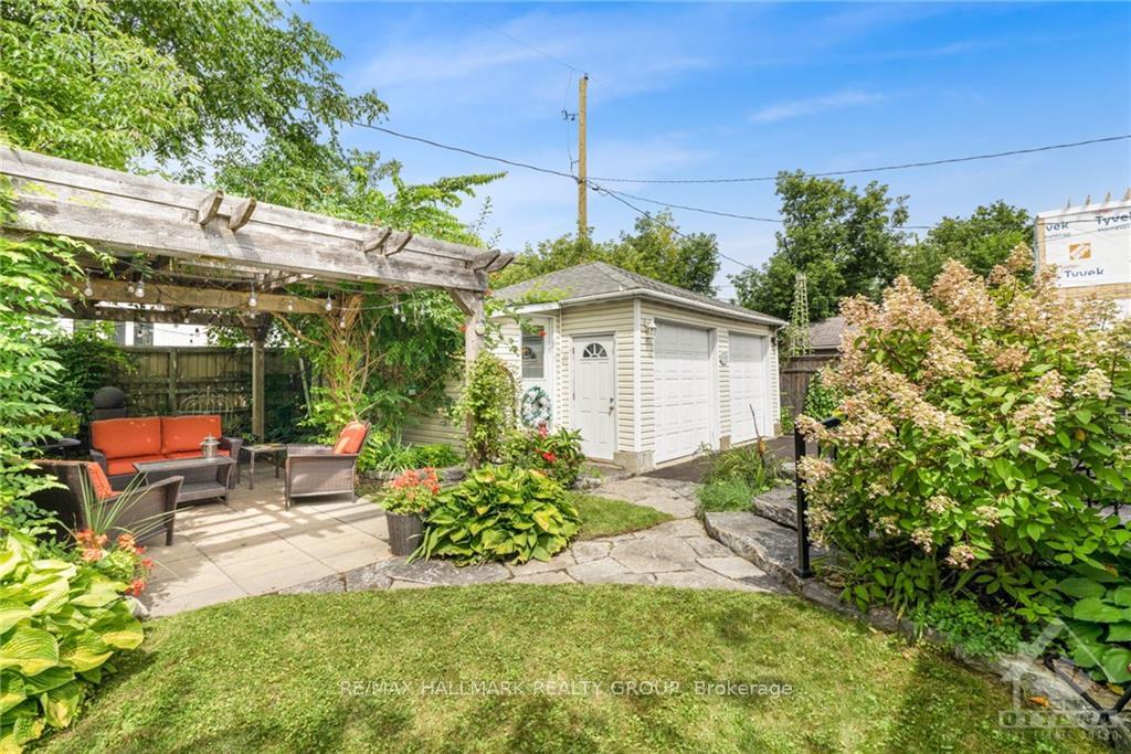 Photo 4 of 559 Alesther Street, Ottawa, Overbrook/Castle Heights — HOMEH