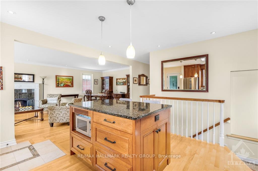 Photo 11 of 559 Alesther Street, Ottawa, Overbrook/Castle Heights — HOMEH