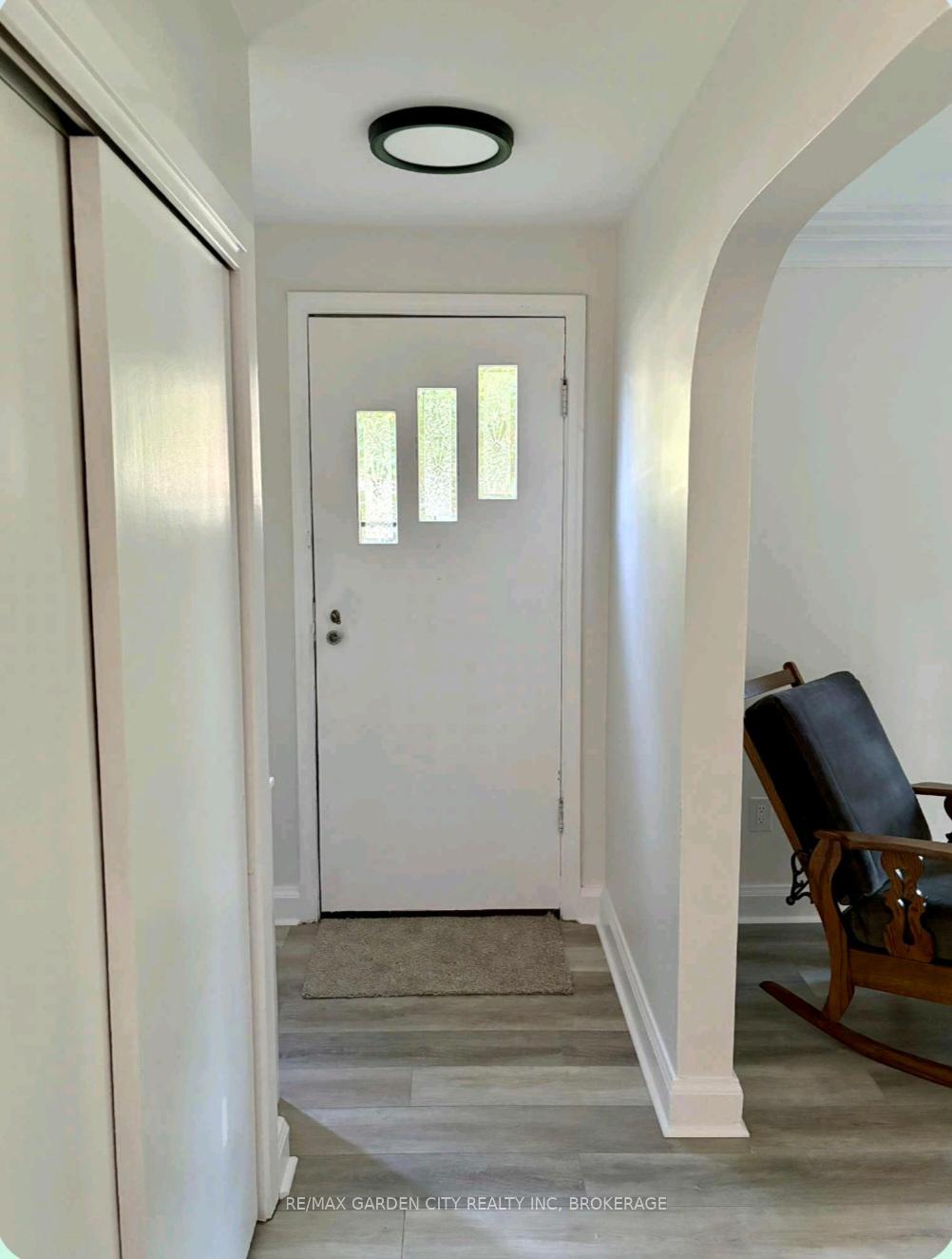 Photo 5 of 1008 Haist Street, Pelham, Fonthill — HOMEH