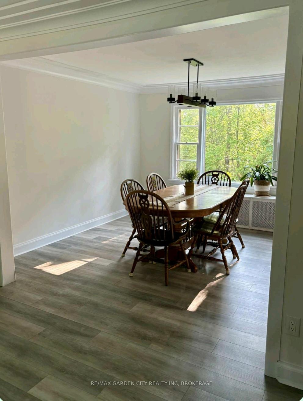 Photo 14 of 1008 Haist Street, Pelham, Fonthill — HOMEH