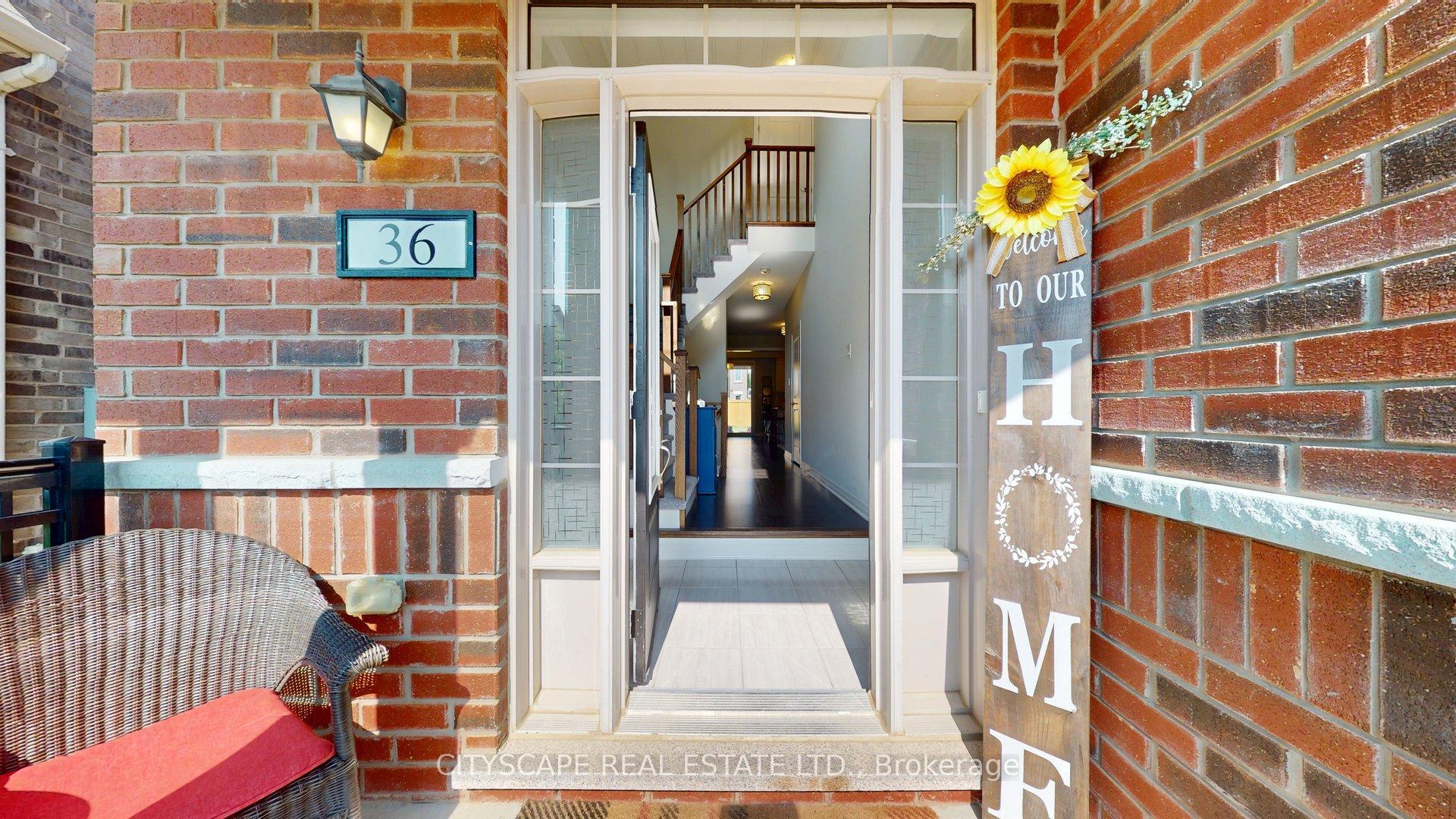Photo 3 of 36 Donnan Drive, New Tecumseth, Tottenham — HOMEH