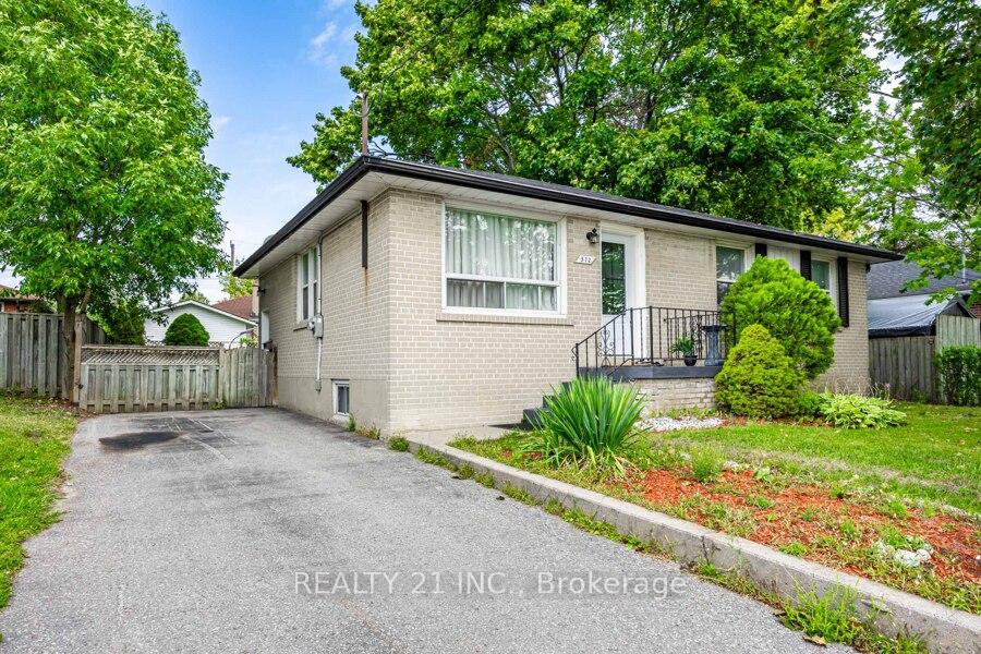Photo 2 of 512 Phillip Murray Avenue, Oshawa, Lakeview — HOMEH