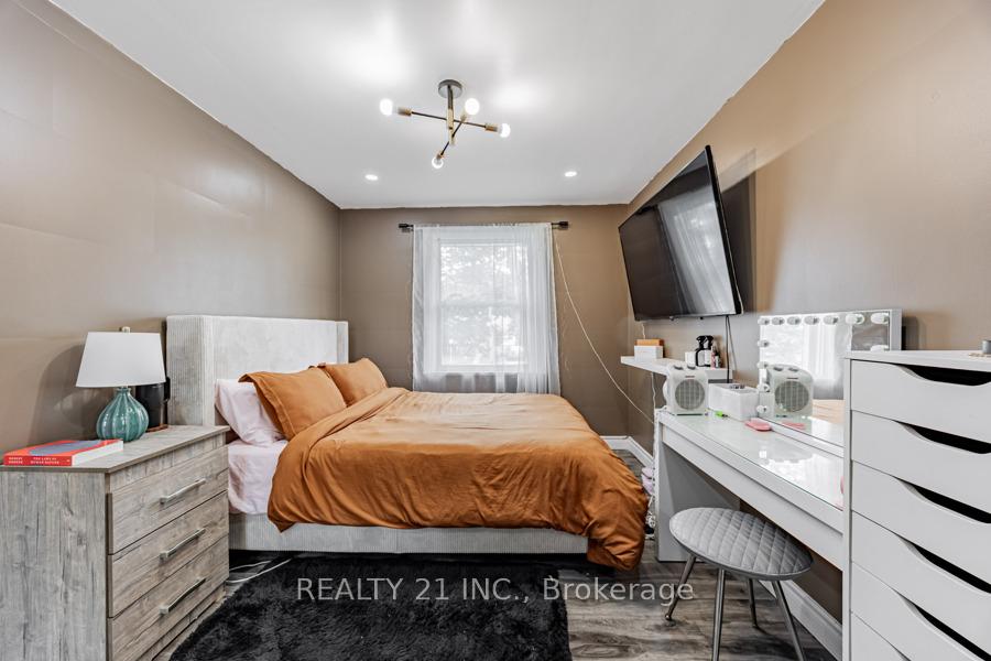 Photo 14 of 512 Phillip Murray Avenue, Oshawa, Lakeview — HOMEH