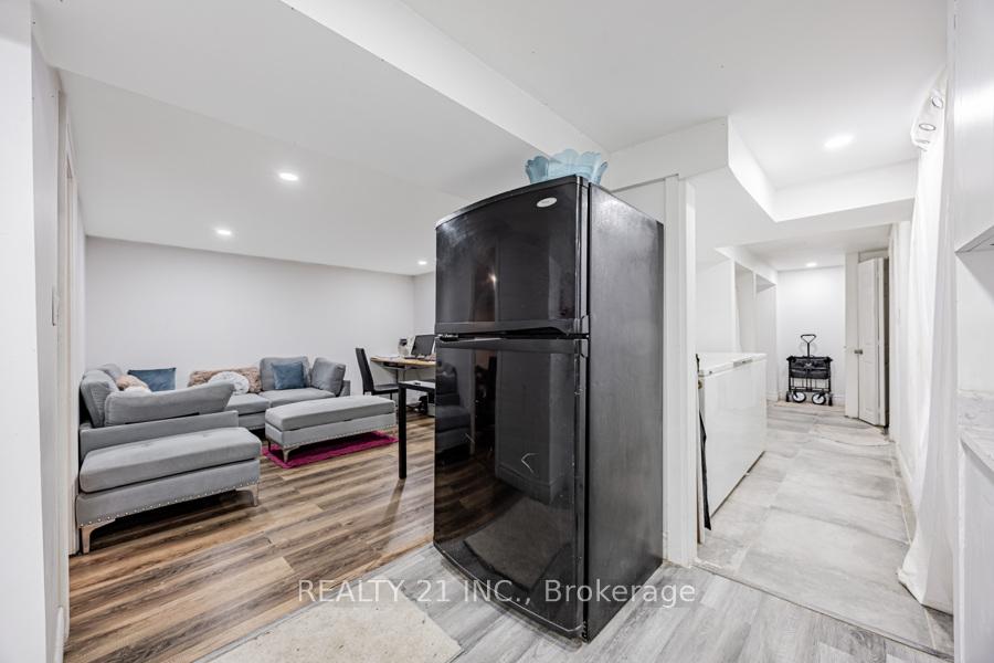 Photo 19 of 512 Phillip Murray Avenue, Oshawa, Lakeview — HOMEH