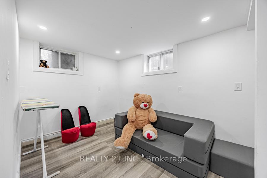 Photo 20 of 512 Phillip Murray Avenue, Oshawa, Lakeview — HOMEH