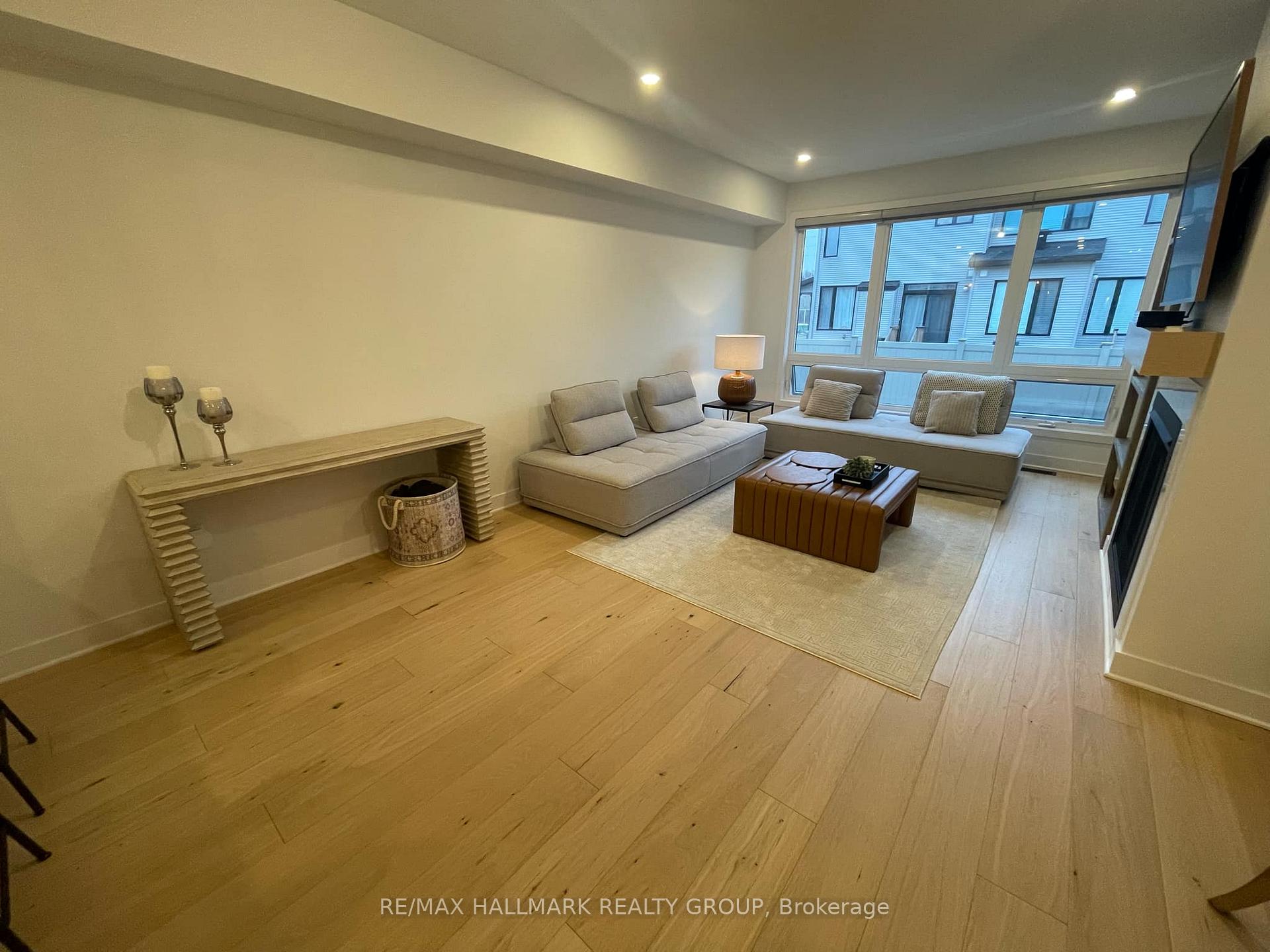Photo 10 of 603 Cordelette Circle, Ottawa, Mer Bleue/Bradley Estates/Anderson Park — HOMEH