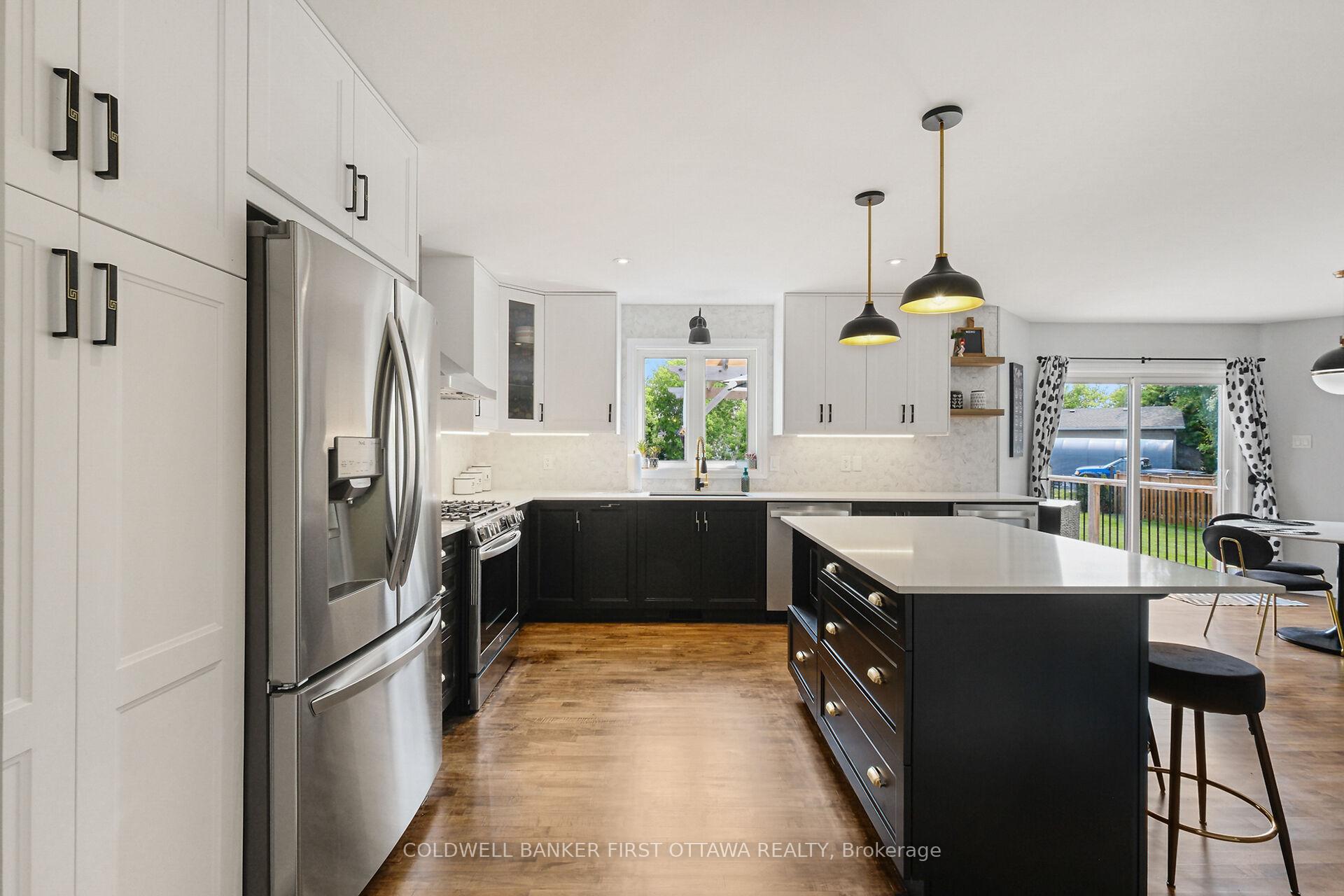 Photo 11 of 24 Provost Street, North Stormont, North Stormont (Finch) Twp — HOMEH