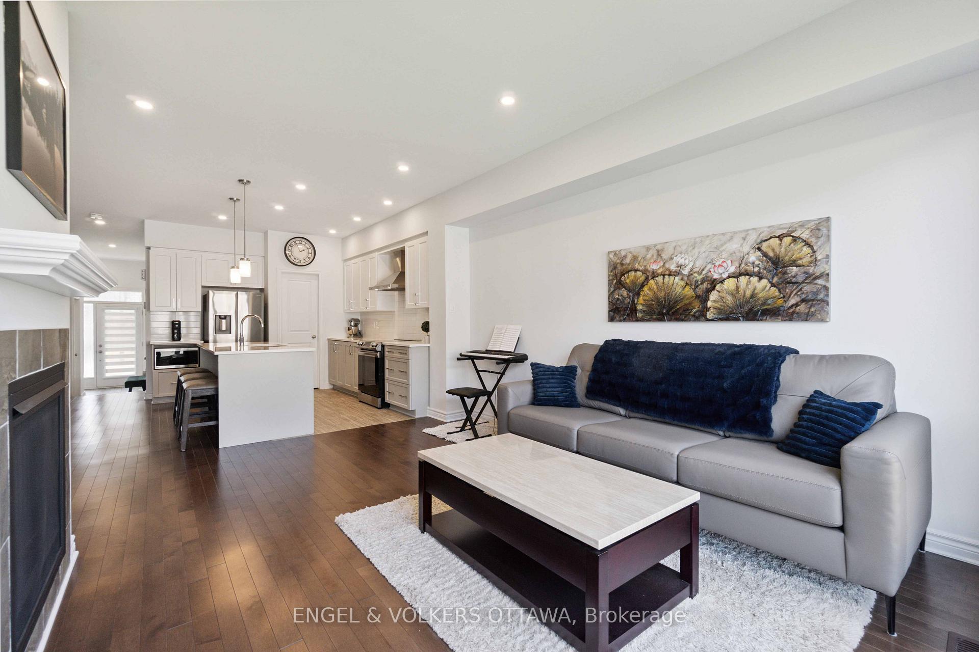 Photo 14 of 640 Cordelette Circle, Ottawa, Mer Bleue/Bradley Estates/Anderson Park — HOMEH