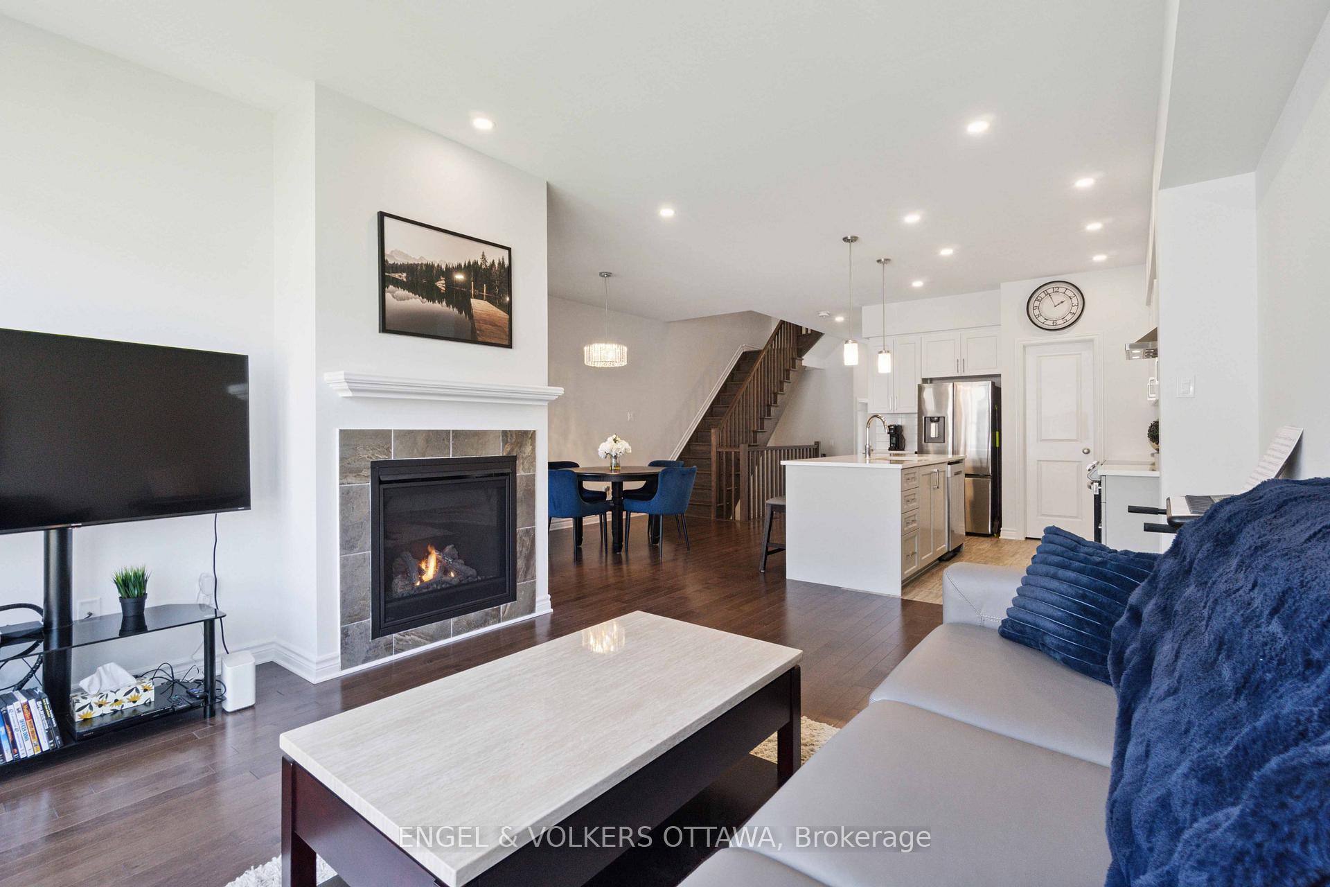 Photo 15 of 640 Cordelette Circle, Ottawa, Mer Bleue/Bradley Estates/Anderson Park — HOMEH