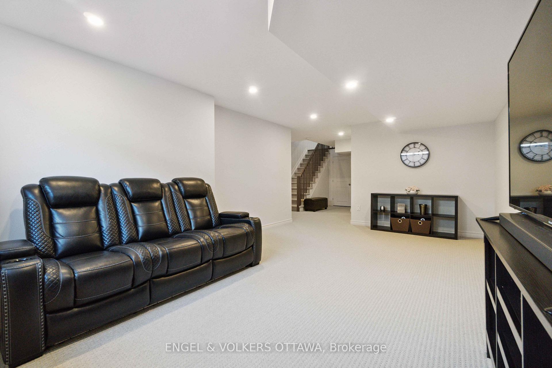 Photo 38 of 640 Cordelette Circle, Ottawa, Mer Bleue/Bradley Estates/Anderson Park — HOMEH