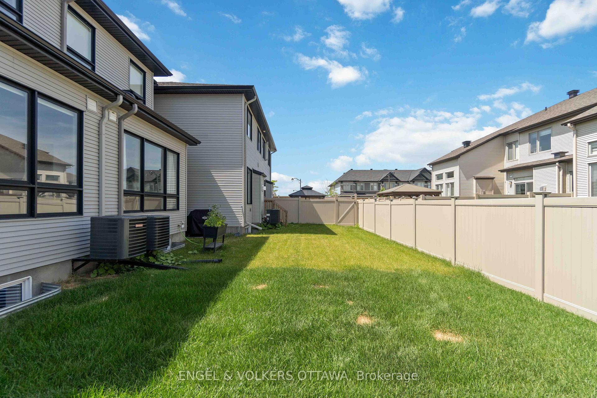 Photo 41 of 640 Cordelette Circle, Ottawa, Mer Bleue/Bradley Estates/Anderson Park — HOMEH