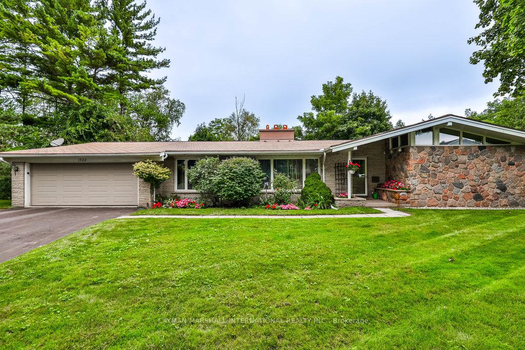 Photo 1 of 1522 Green Glade, Mississauga, Clarkson — HOMEH