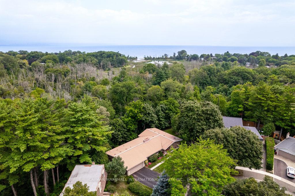 Photo 2 of 1522 Green Glade, Mississauga, Clarkson — HOMEH