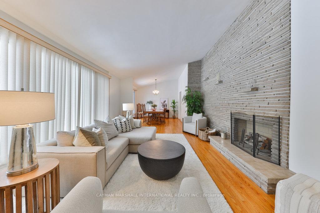 Photo 8 of 1522 Green Glade, Mississauga, Clarkson — HOMEH