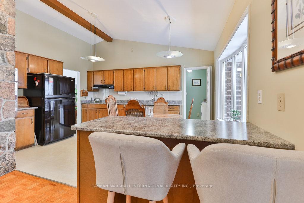 Photo 15 of 1522 Green Glade, Mississauga, Clarkson — HOMEH