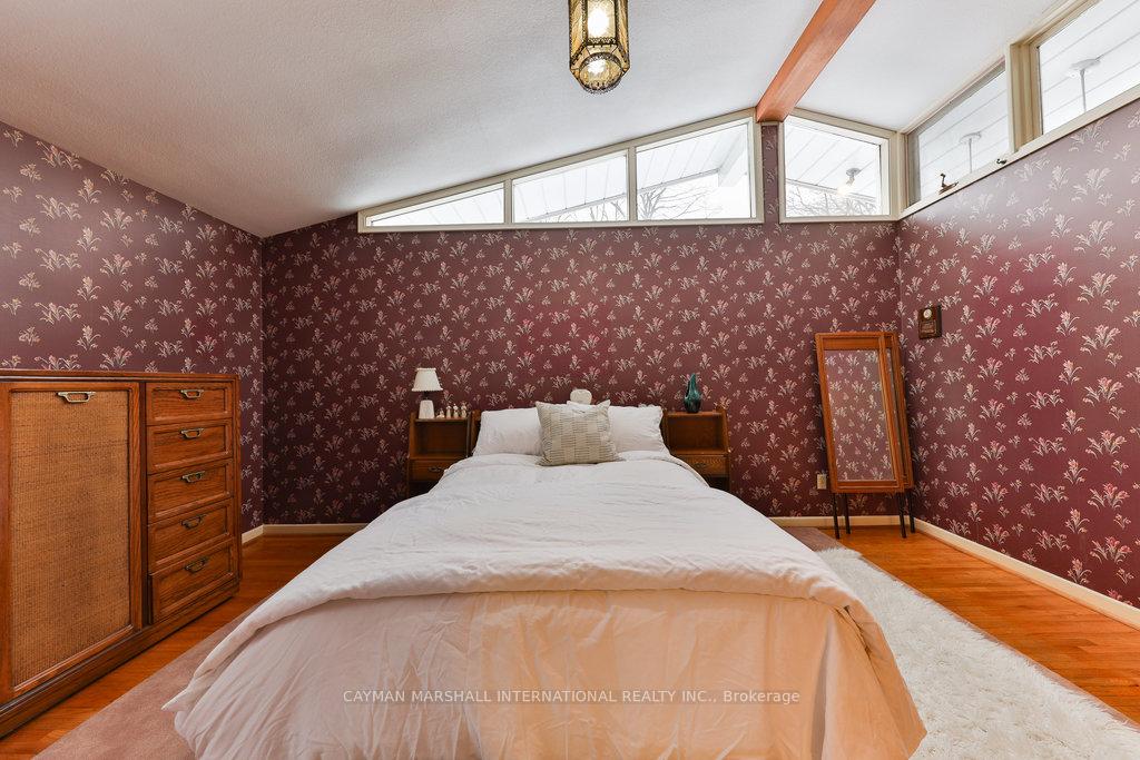 Photo 23 of 1522 Green Glade, Mississauga, Clarkson — HOMEH