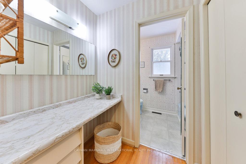 Photo 25 of 1522 Green Glade, Mississauga, Clarkson — HOMEH