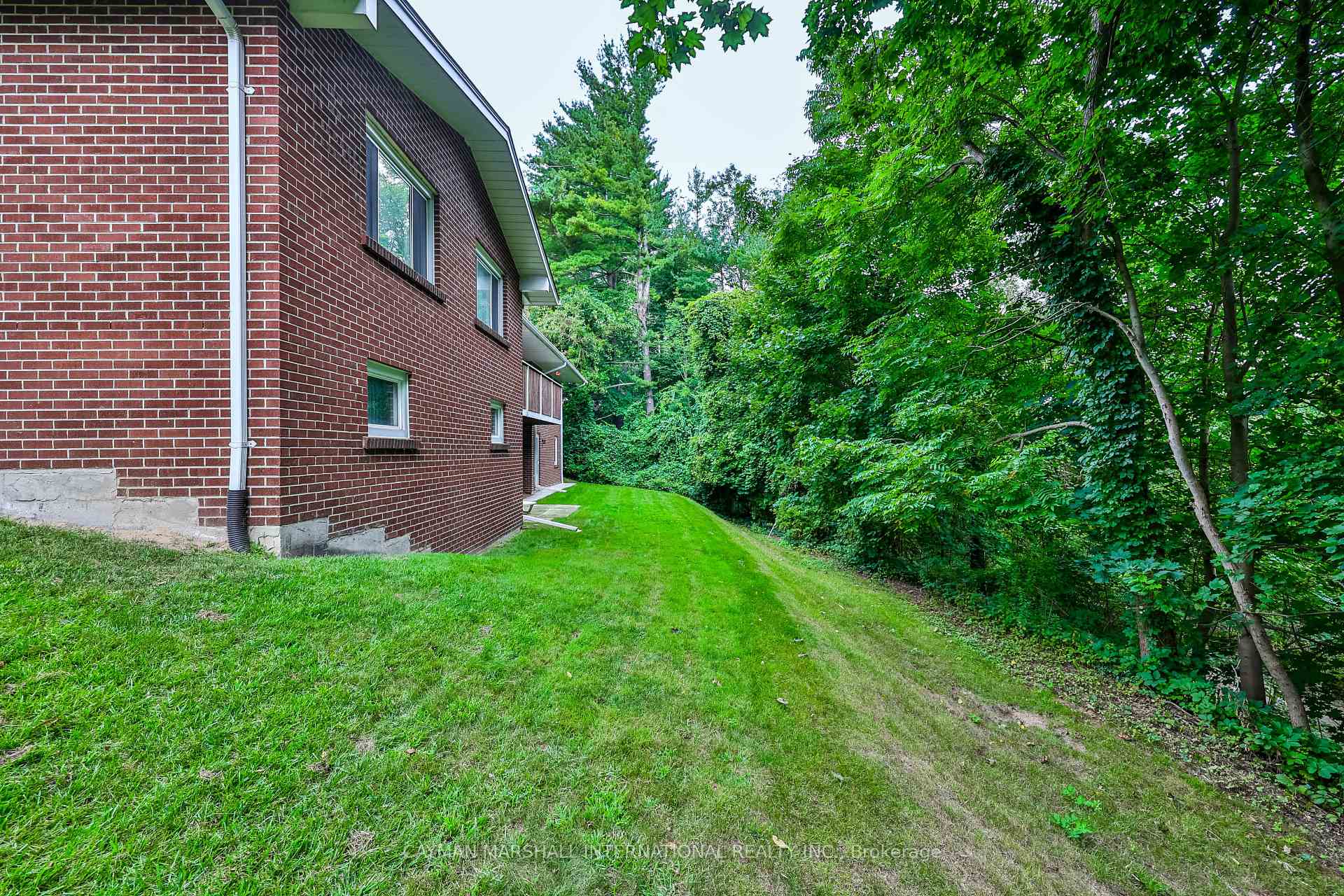 Photo 45 of 1522 Green Glade, Mississauga, Clarkson — HOMEH