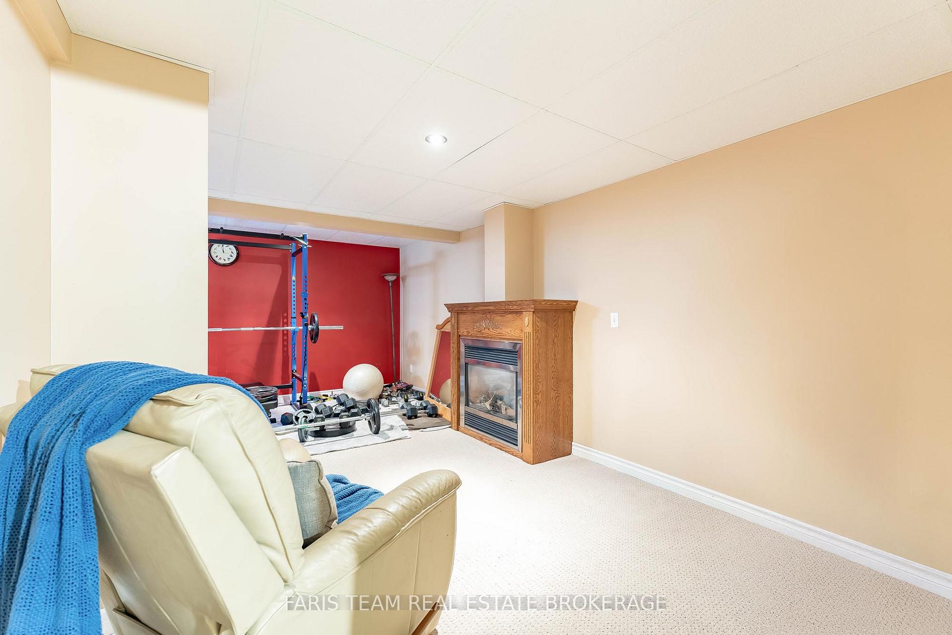 Photo 21 of 306 Tupper Boulevard, New Tecumseth, Alliston — HOMEH