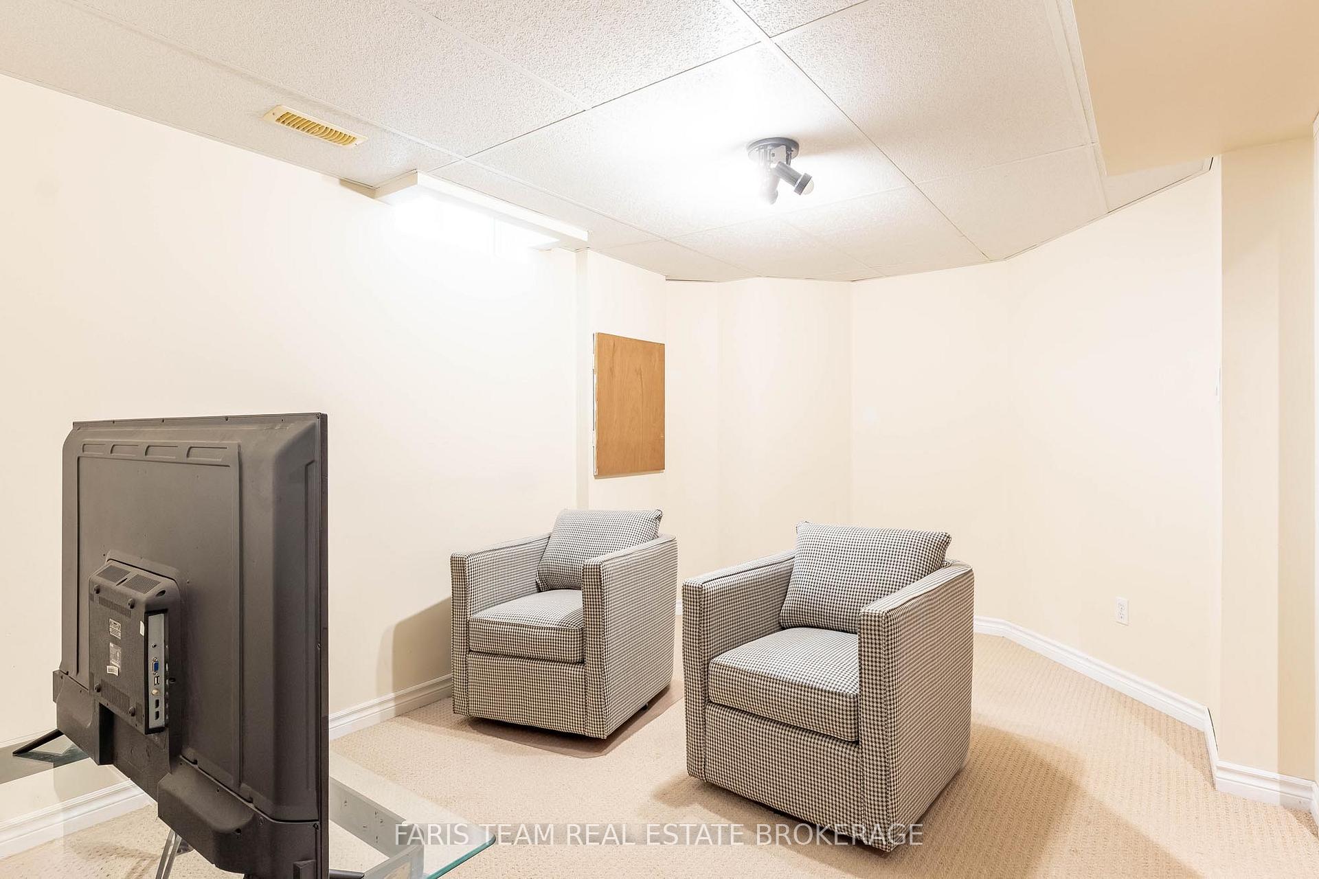 Photo 23 of 306 Tupper Boulevard, New Tecumseth, Alliston — HOMEH