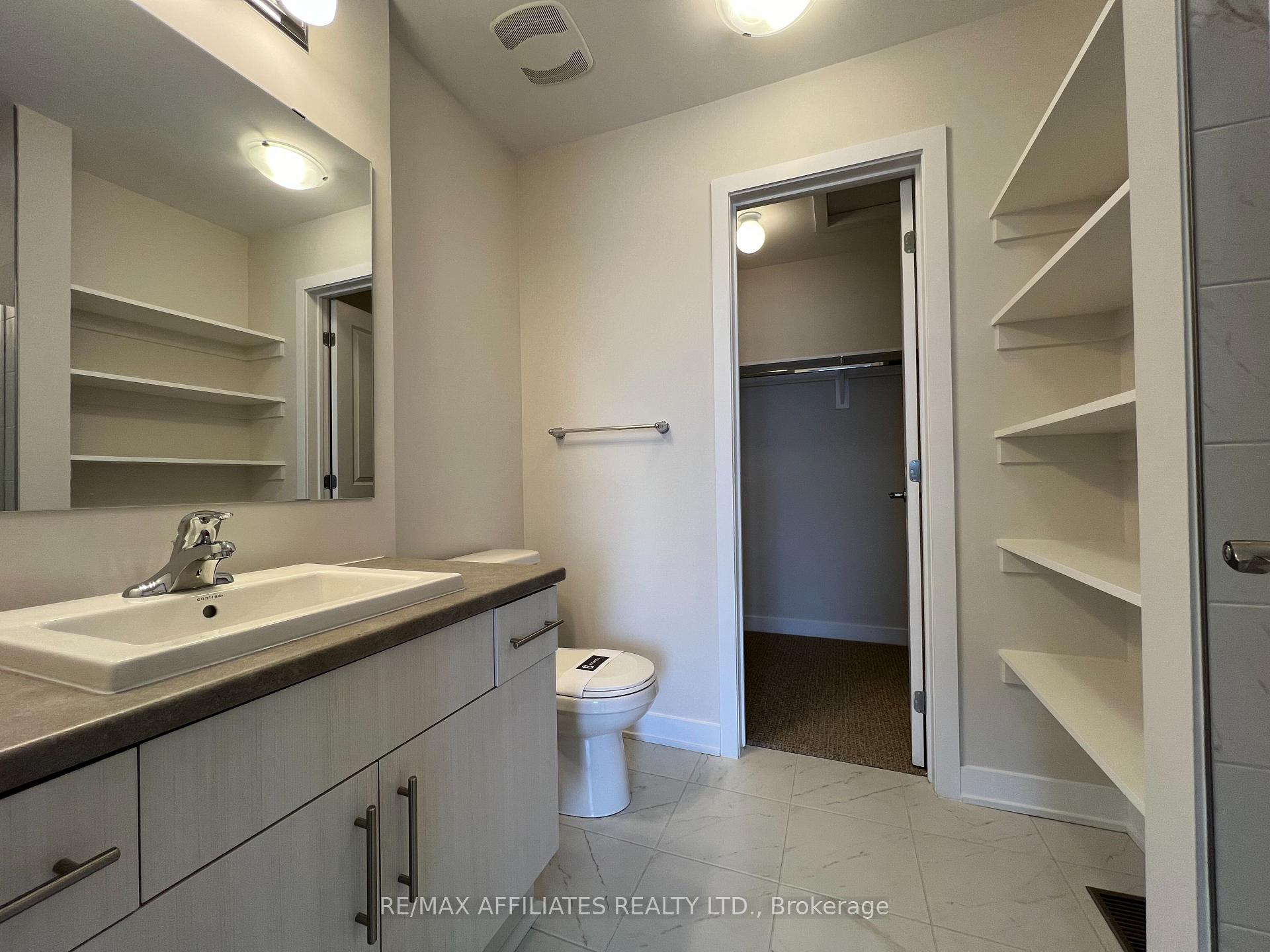 Photo 16 of 106 Venasque Private, Ottawa, Notting Hill/Summerside — HOMEH