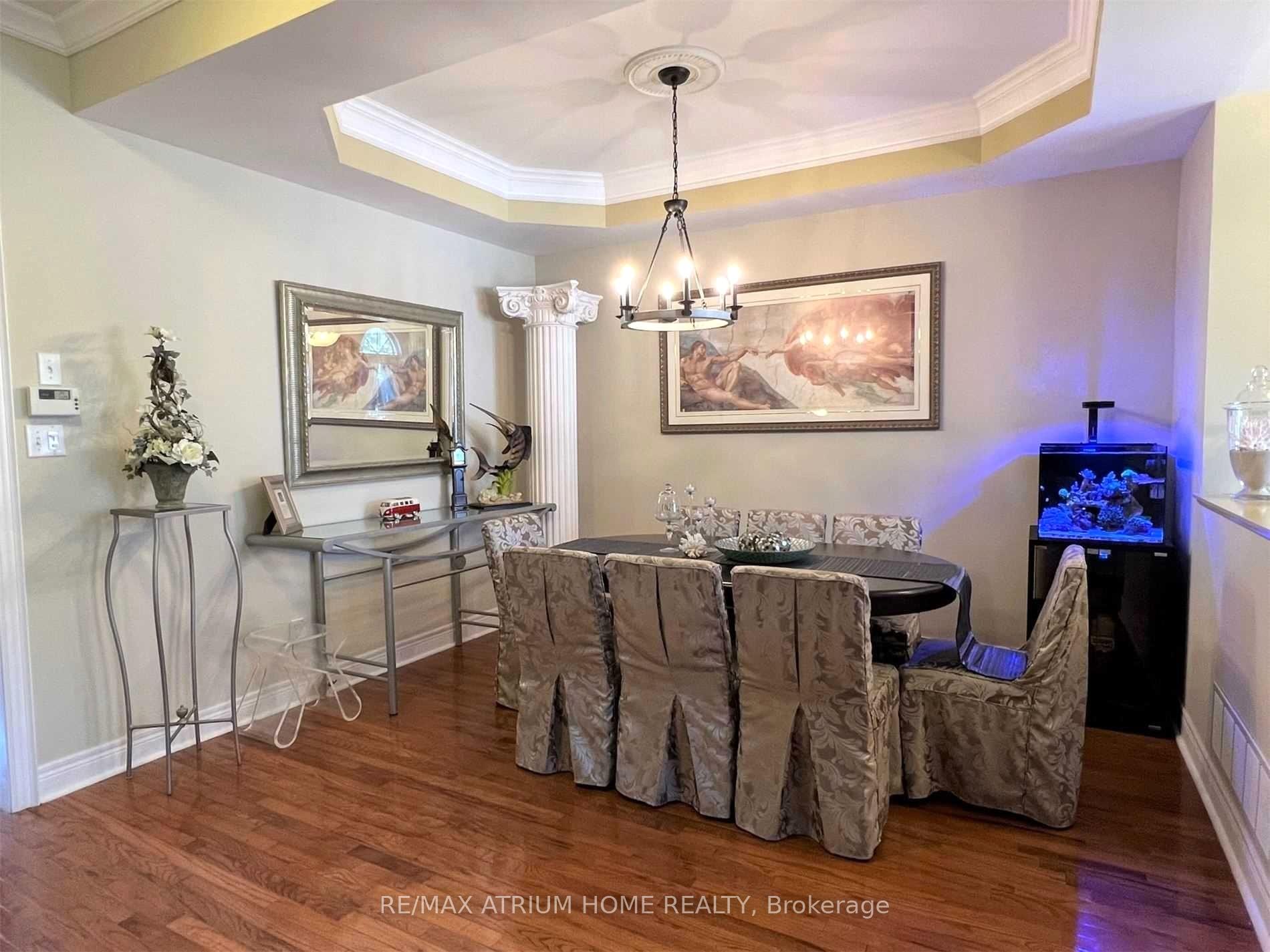 Photo 4 of 45 Irish Rose Drive, Markham, Berczy — HOMEH