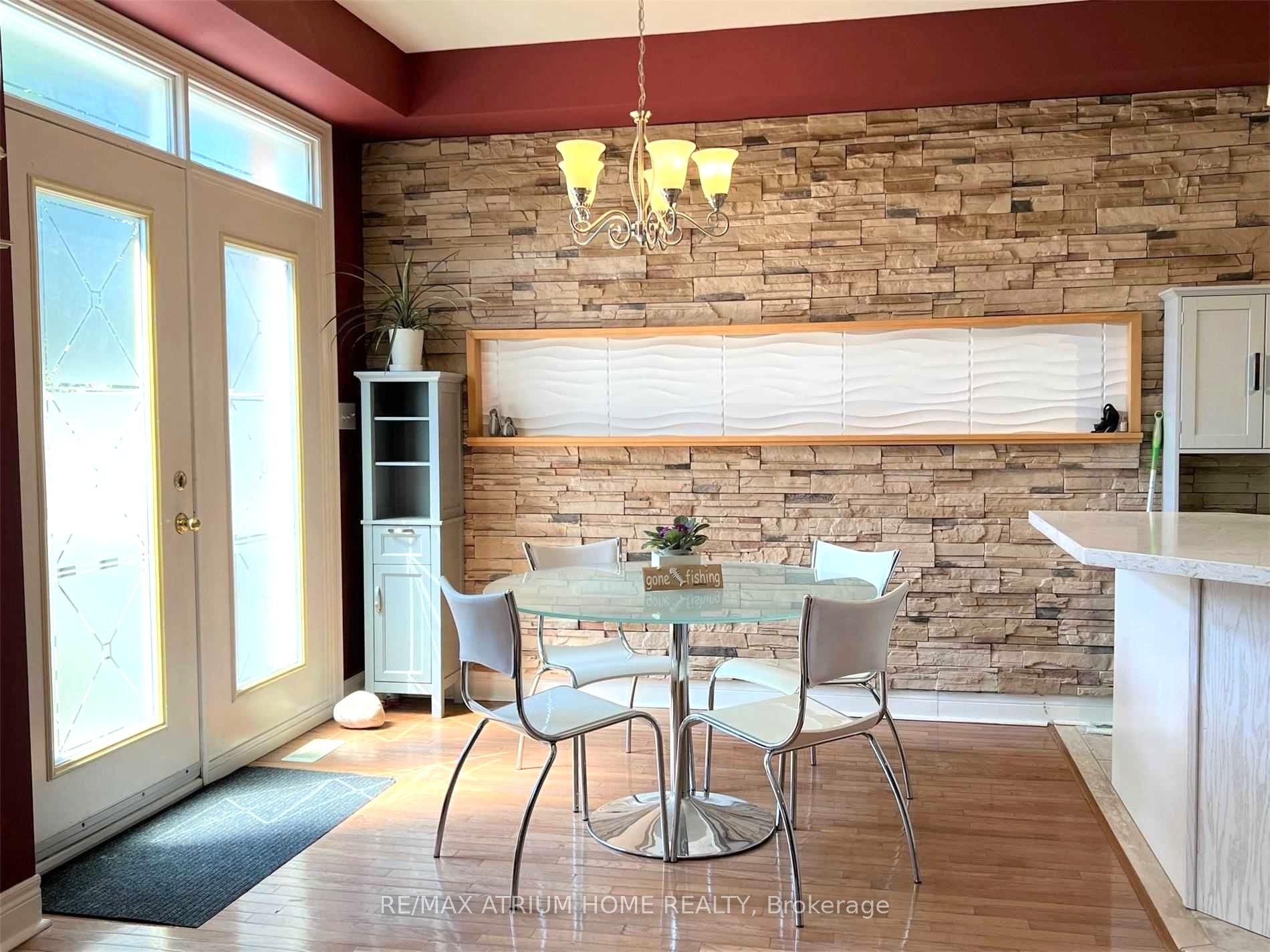 Photo 8 of 45 Irish Rose Drive, Markham, Berczy — HOMEH