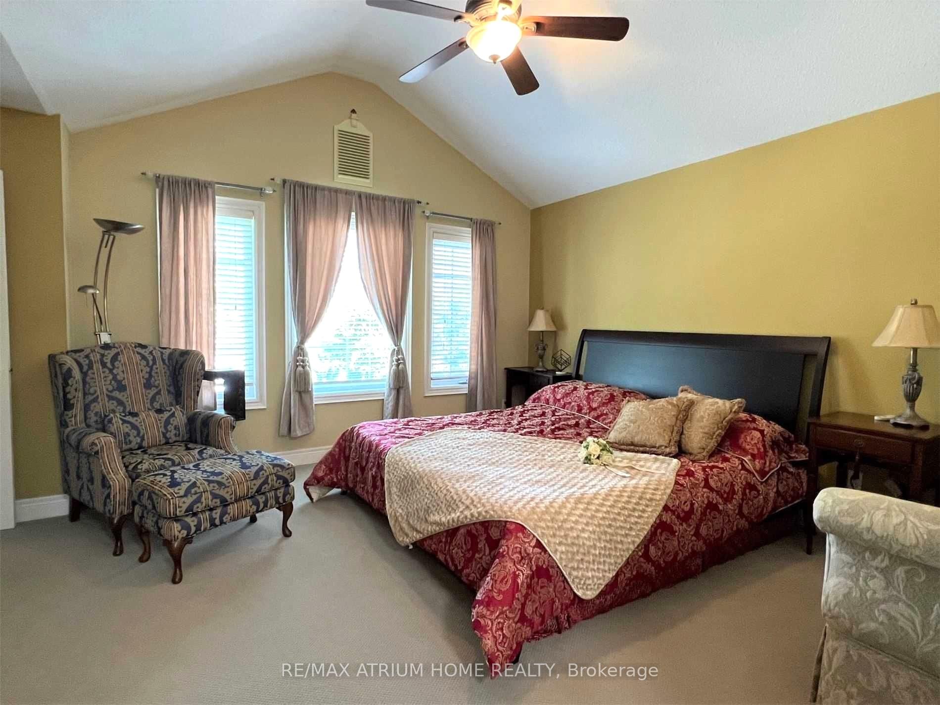 Photo 15 of 45 Irish Rose Drive, Markham, Berczy — HOMEH