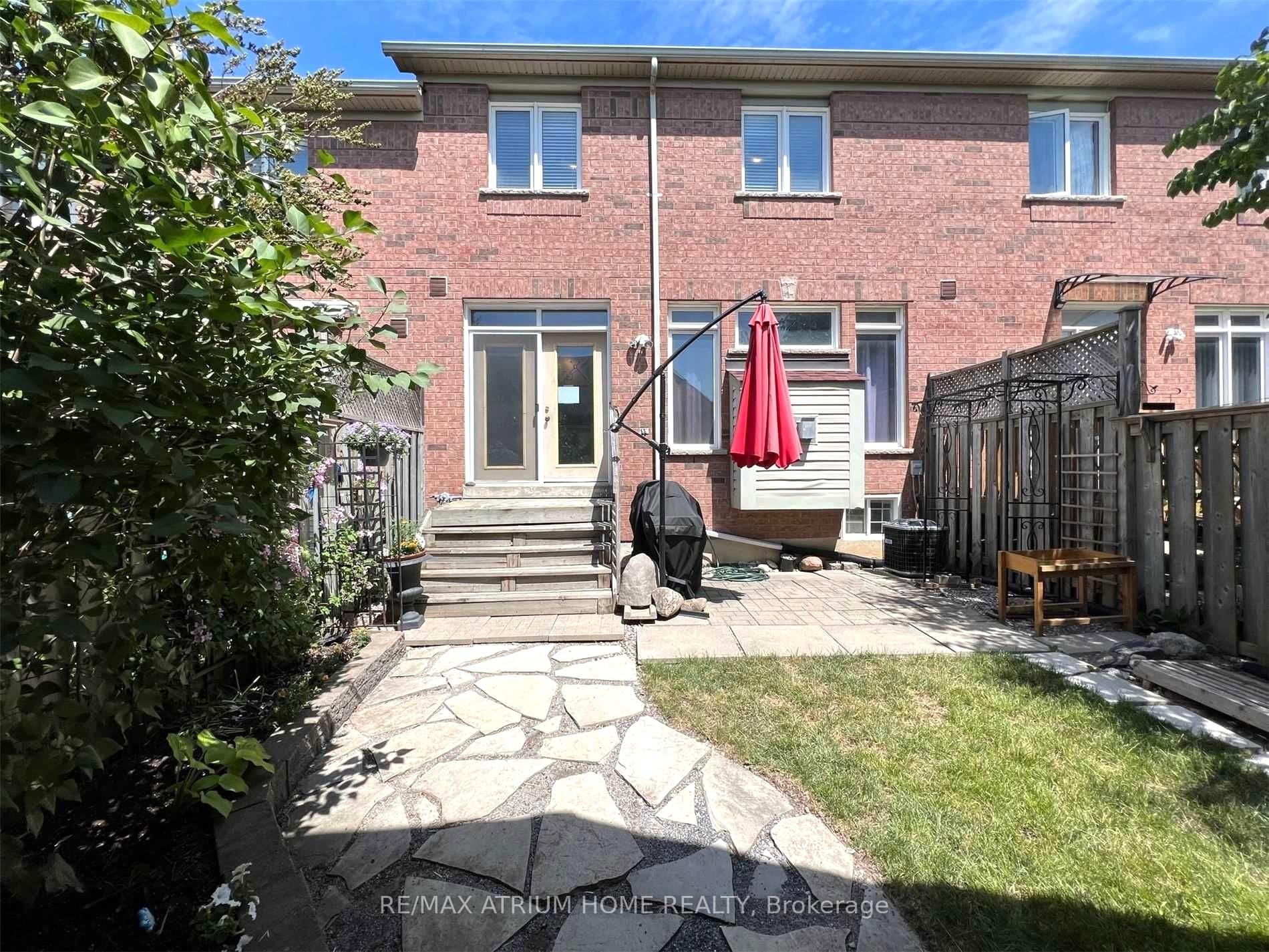 Photo 31 of 45 Irish Rose Drive, Markham, Berczy — HOMEH