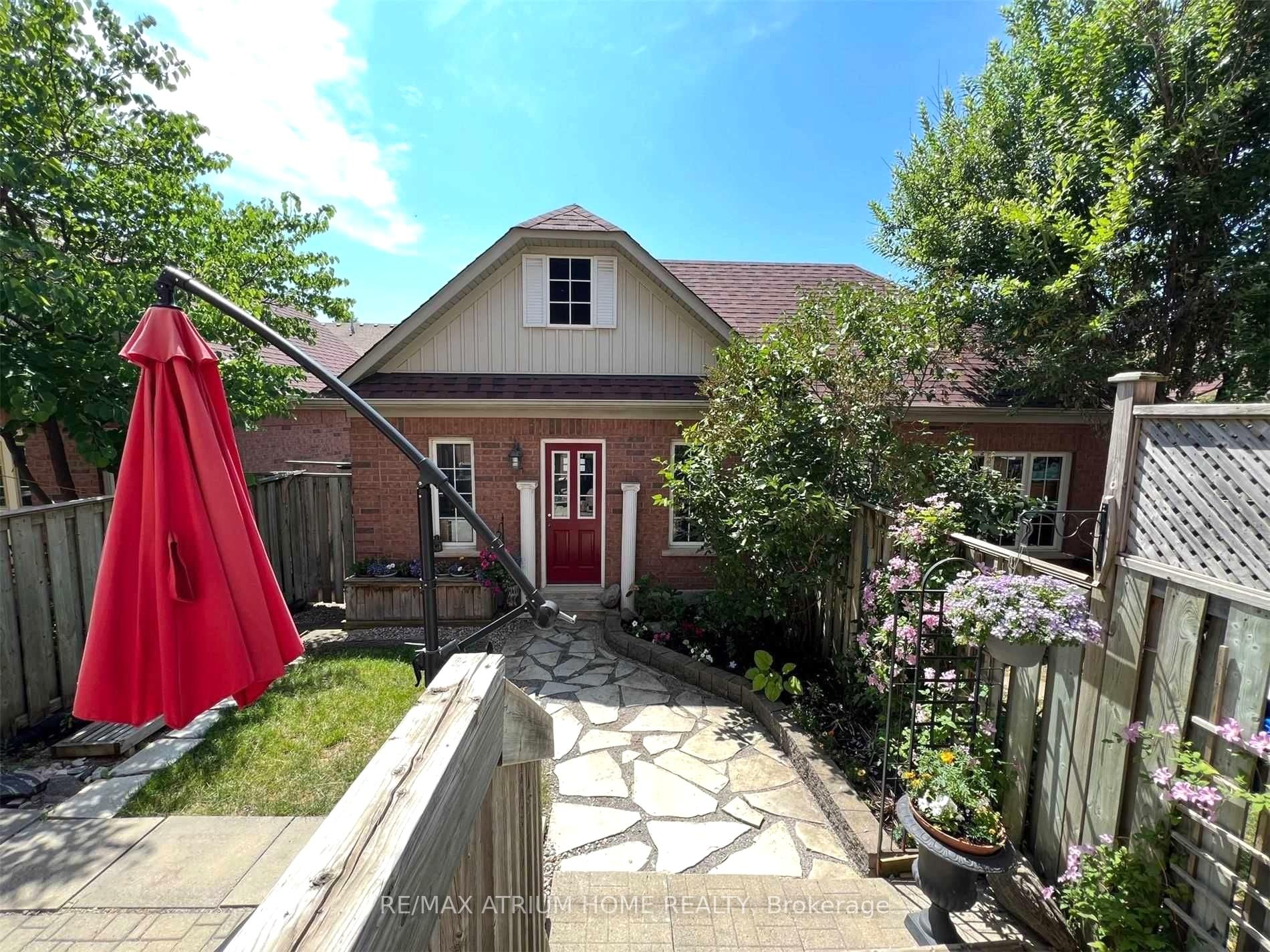 Photo 32 of 45 Irish Rose Drive, Markham, Berczy — HOMEH