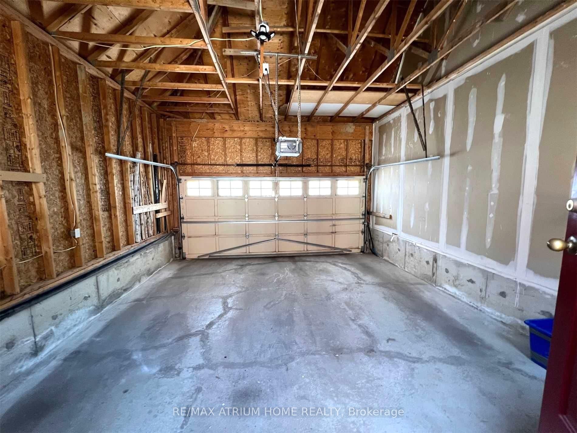 Photo 34 of 45 Irish Rose Drive, Markham, Berczy — HOMEH
