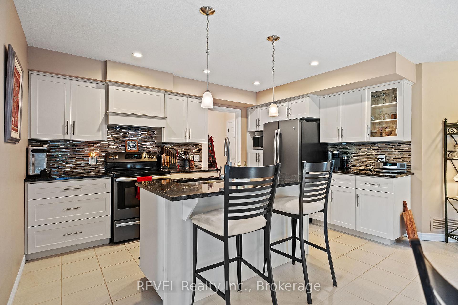 Photo 8 of 89 Abbott Place, Pelham, Fonthill — HOMEH