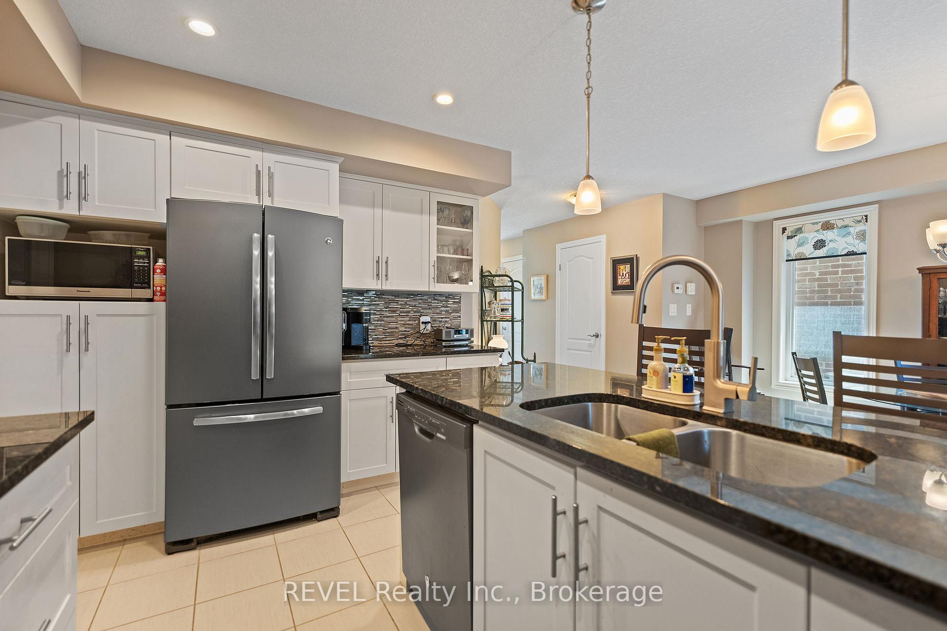 Photo 9 of 89 Abbott Place, Pelham, Fonthill — HOMEH