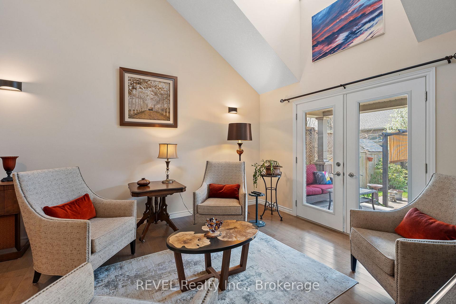 Photo 16 of 89 Abbott Place, Pelham, Fonthill — HOMEH