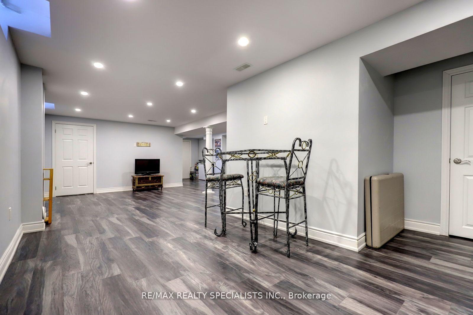 Photo 20 of 3455 Cherrington Crescent, Mississauga, Erin Mills — HOMEH