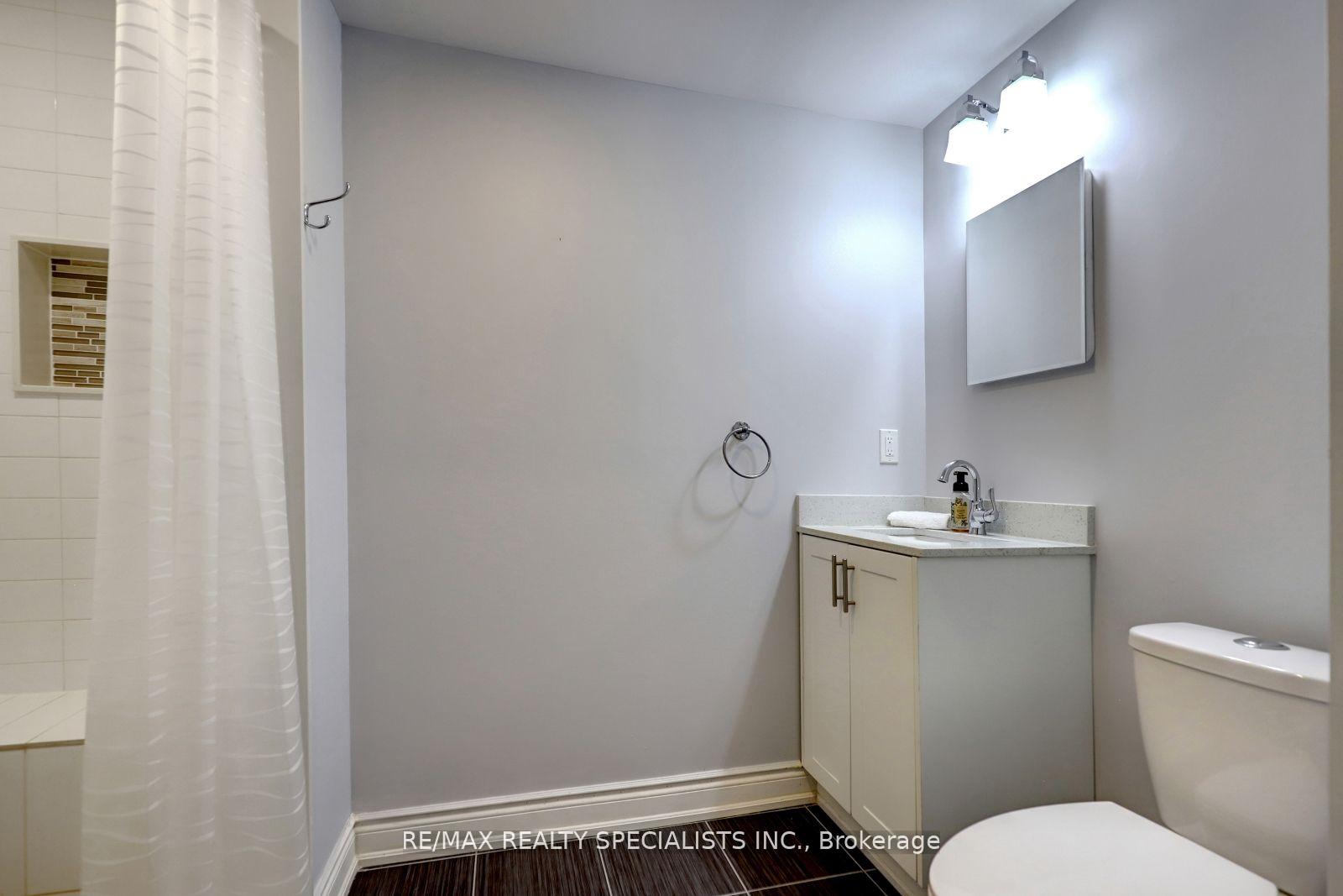Photo 22 of 3455 Cherrington Crescent, Mississauga, Erin Mills — HOMEH