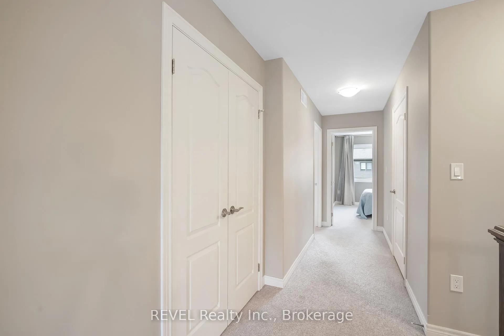 Photo 17 of 7185 Parsa Street, Niagara Falls, Brown — HOMEH