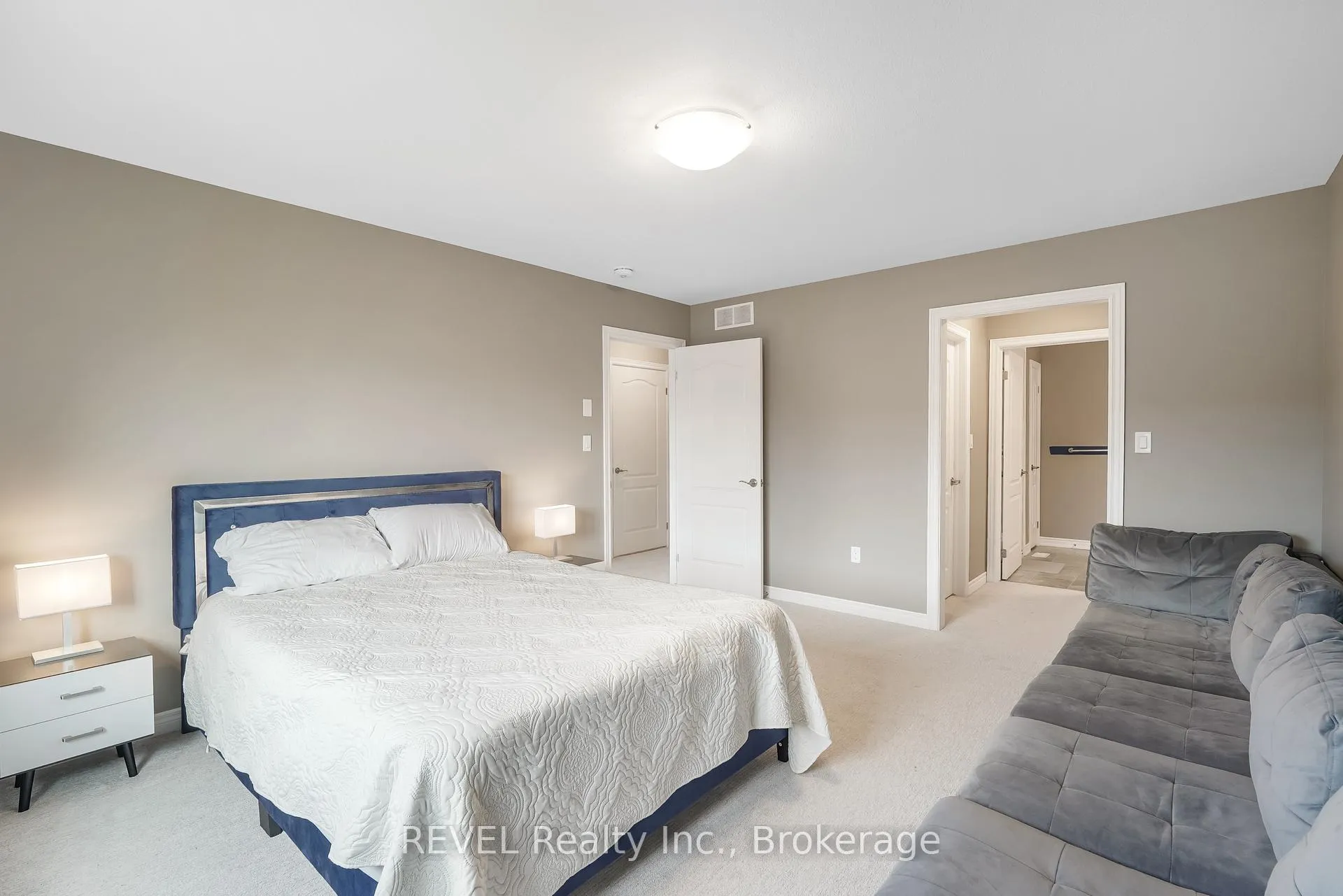 Photo 19 of 7185 Parsa Street, Niagara Falls, Brown — HOMEH