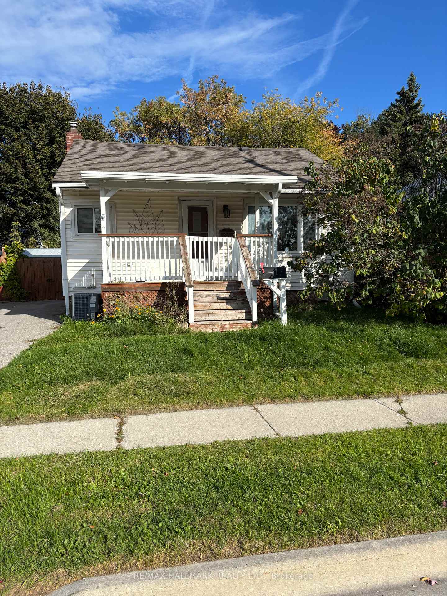 Photo 1 of 261 James Street, Oshawa, Central — HOMEH