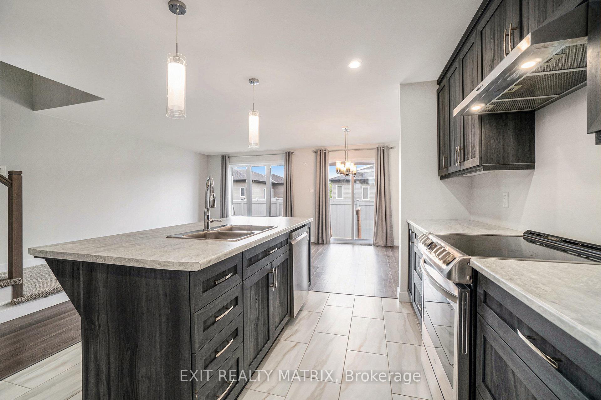 Photo 10 of Unit D, 5 Flagstone Private Lane, North Stormont, North Stormont (Finch) Twp — HOMEH