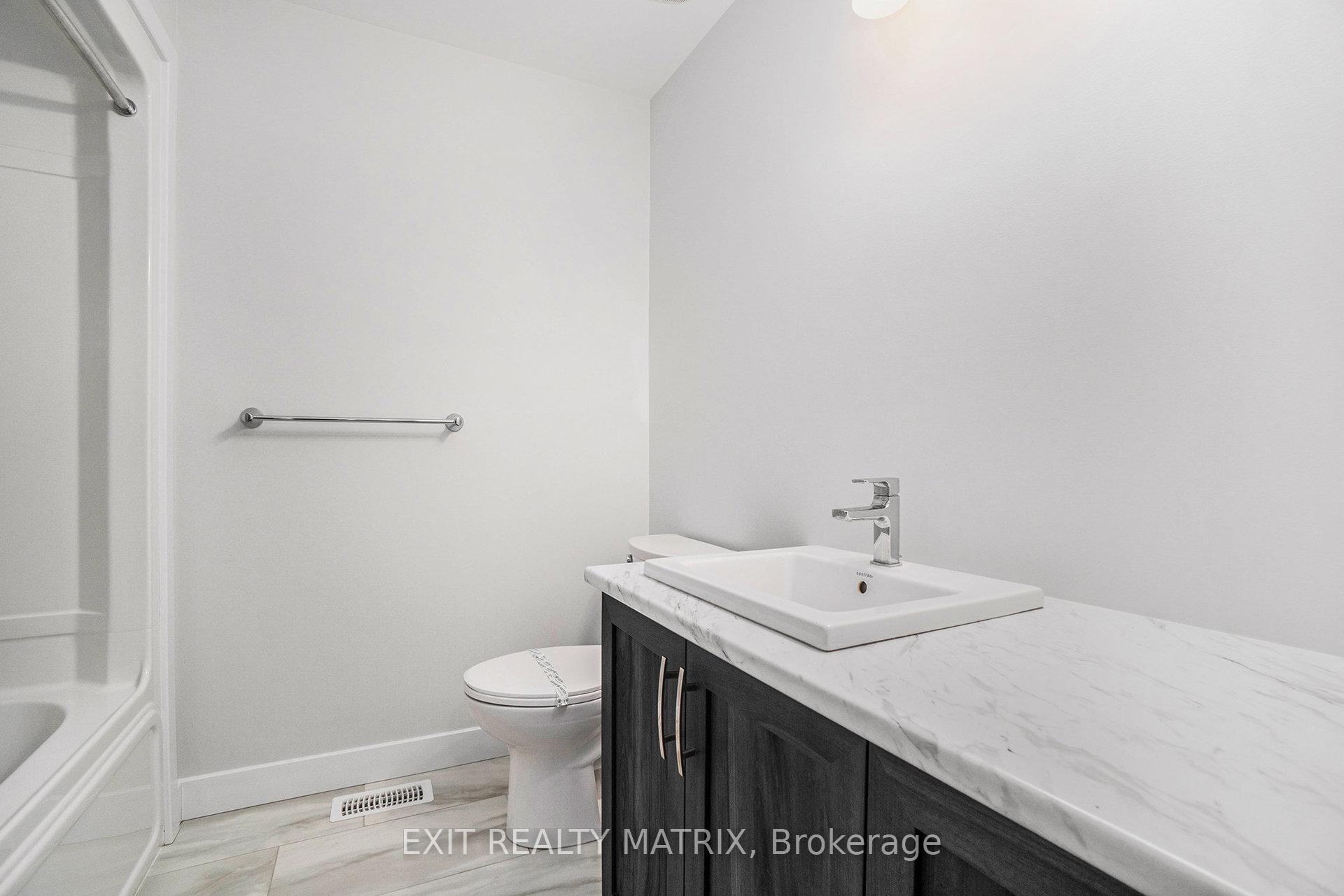 Photo 19 of Unit D, 5 Flagstone Private Lane, North Stormont, North Stormont (Finch) Twp — HOMEH