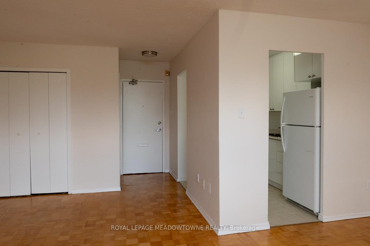 Photo 18 of Unit 707, 1017 Seneca Avenue, Mississauga, Port Credit — HOMEH