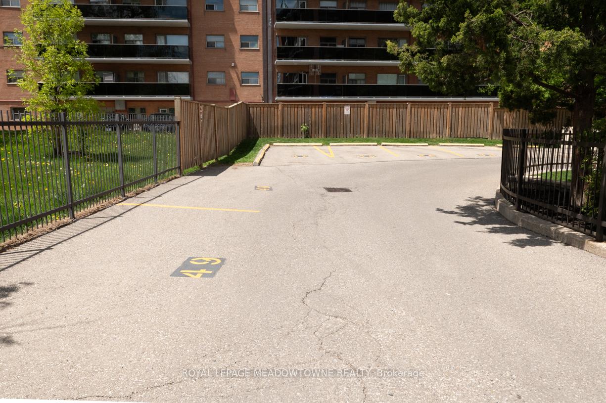 Photo 27 of Unit 707, 1017 Seneca Avenue, Mississauga, Port Credit — HOMEH