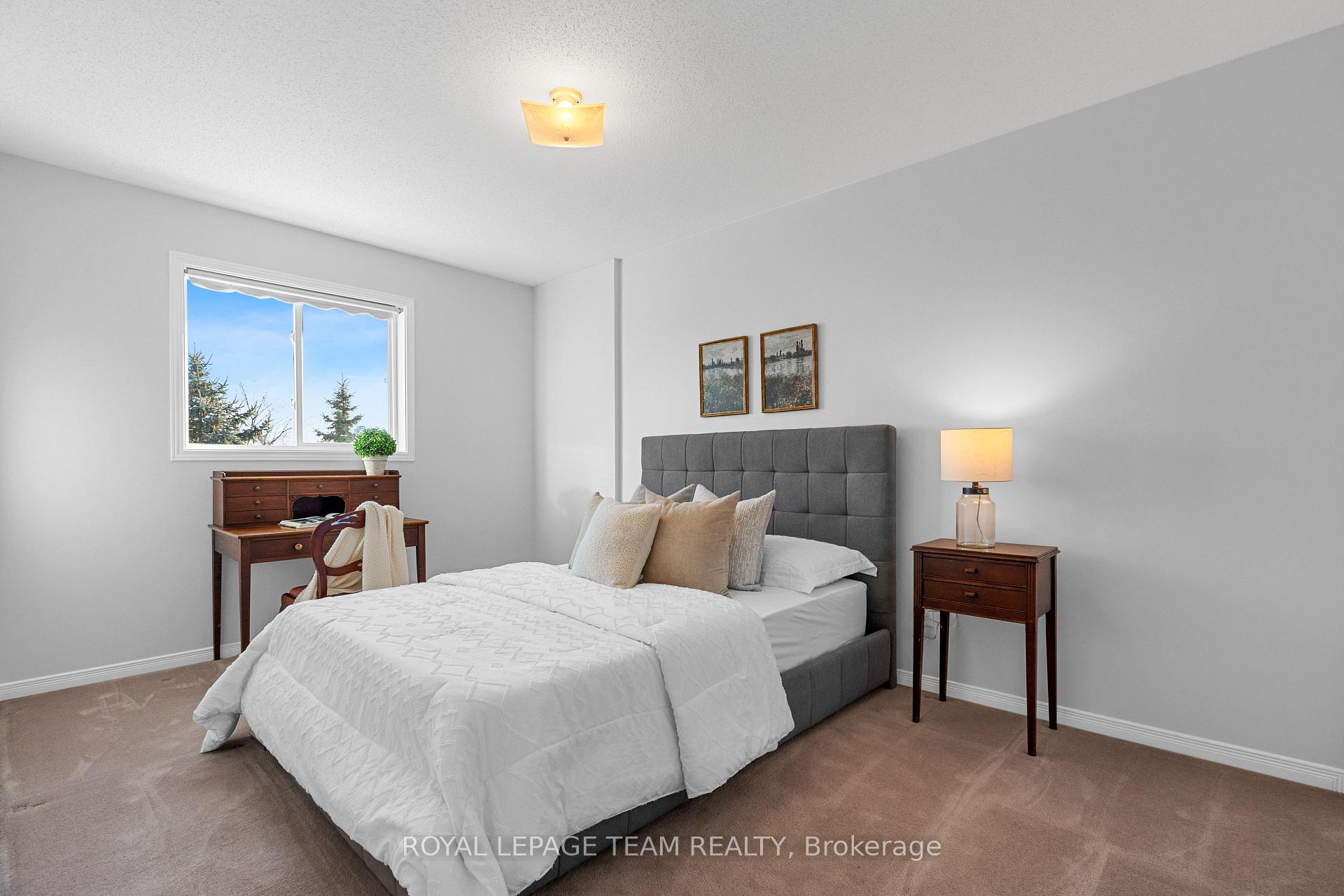 Photo 33 of 8 Borealis Crescent, Ottawa, Carson Meadows — HOMEH