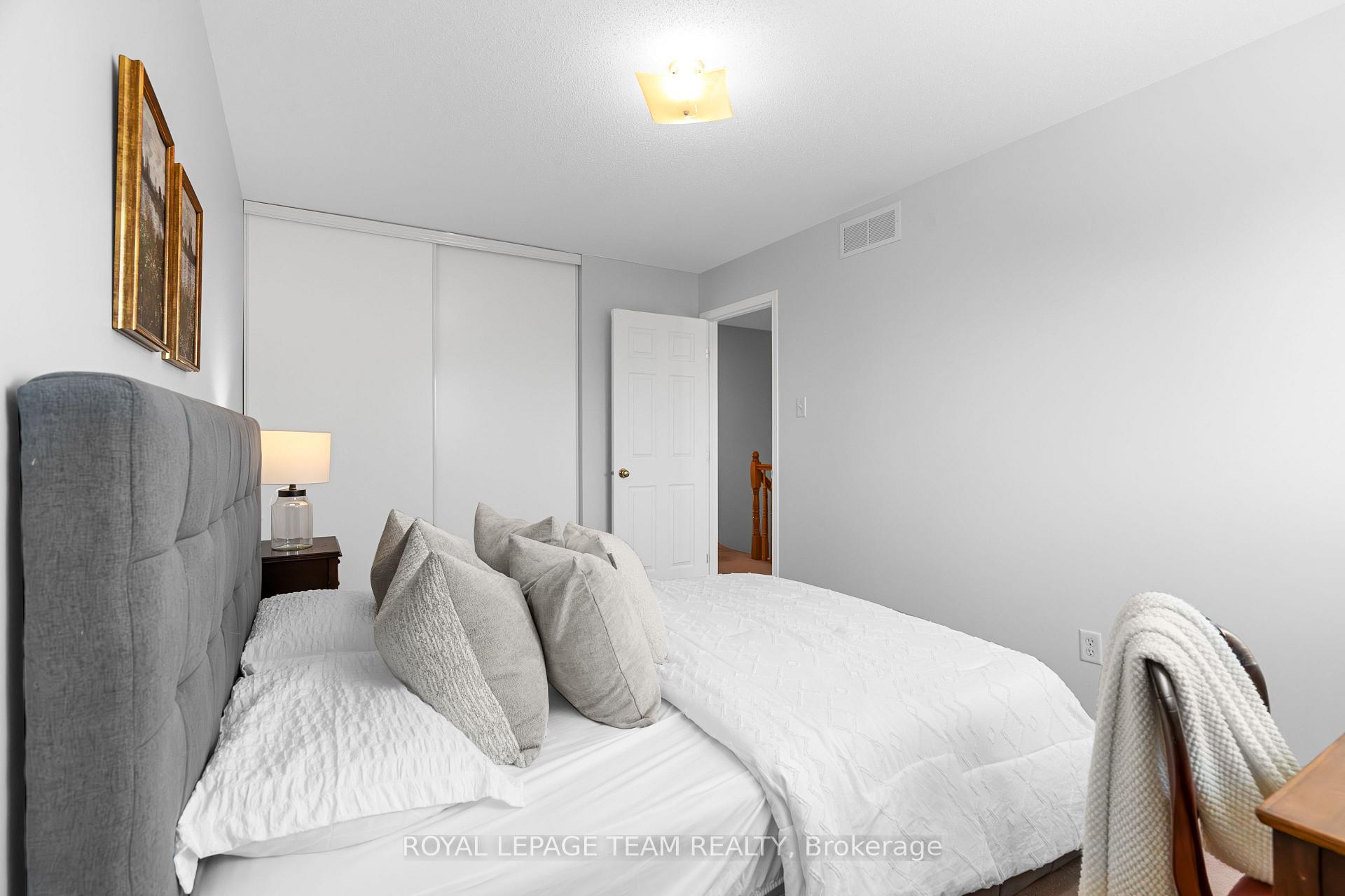 Photo 34 of 8 Borealis Crescent, Ottawa, Carson Meadows — HOMEH