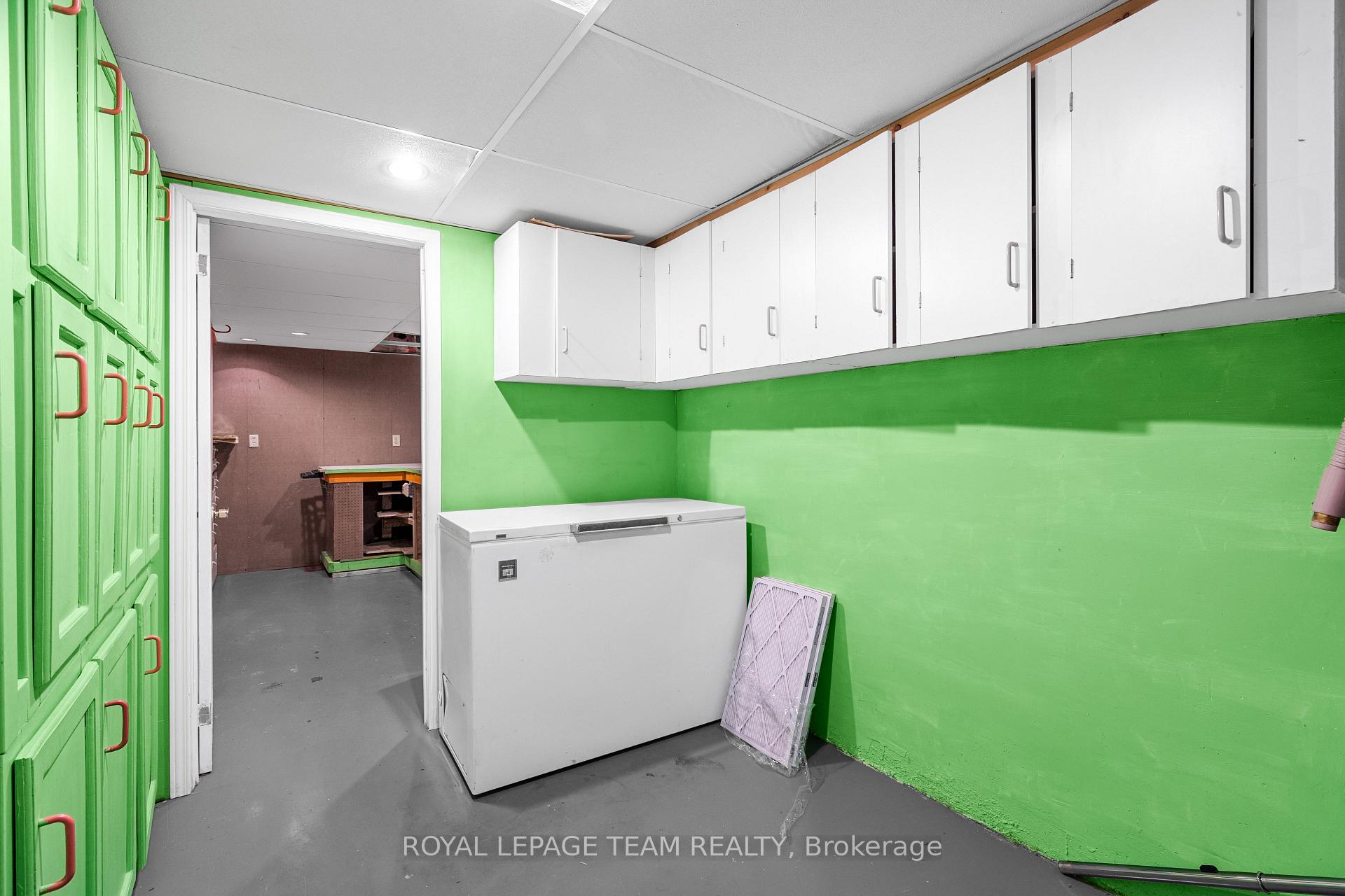 Photo 41 of 8 Borealis Crescent, Ottawa, Carson Meadows — HOMEH