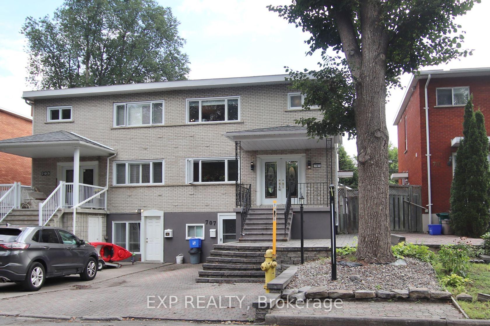 Front of 707 Morin Street