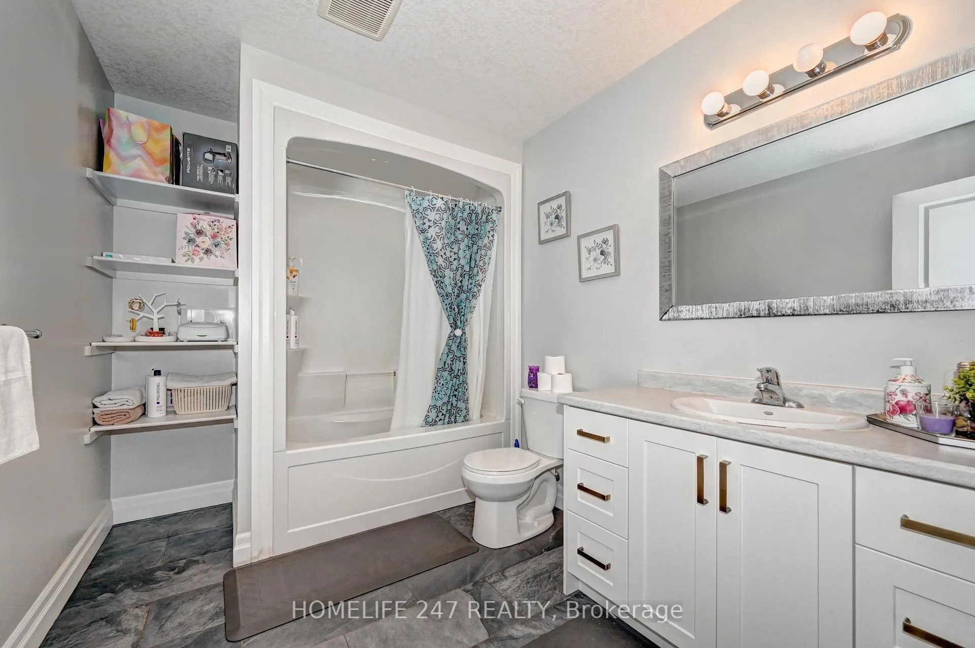 Photo 14 of 815 Binning Street W, North Perth, Wallace — HOMEH