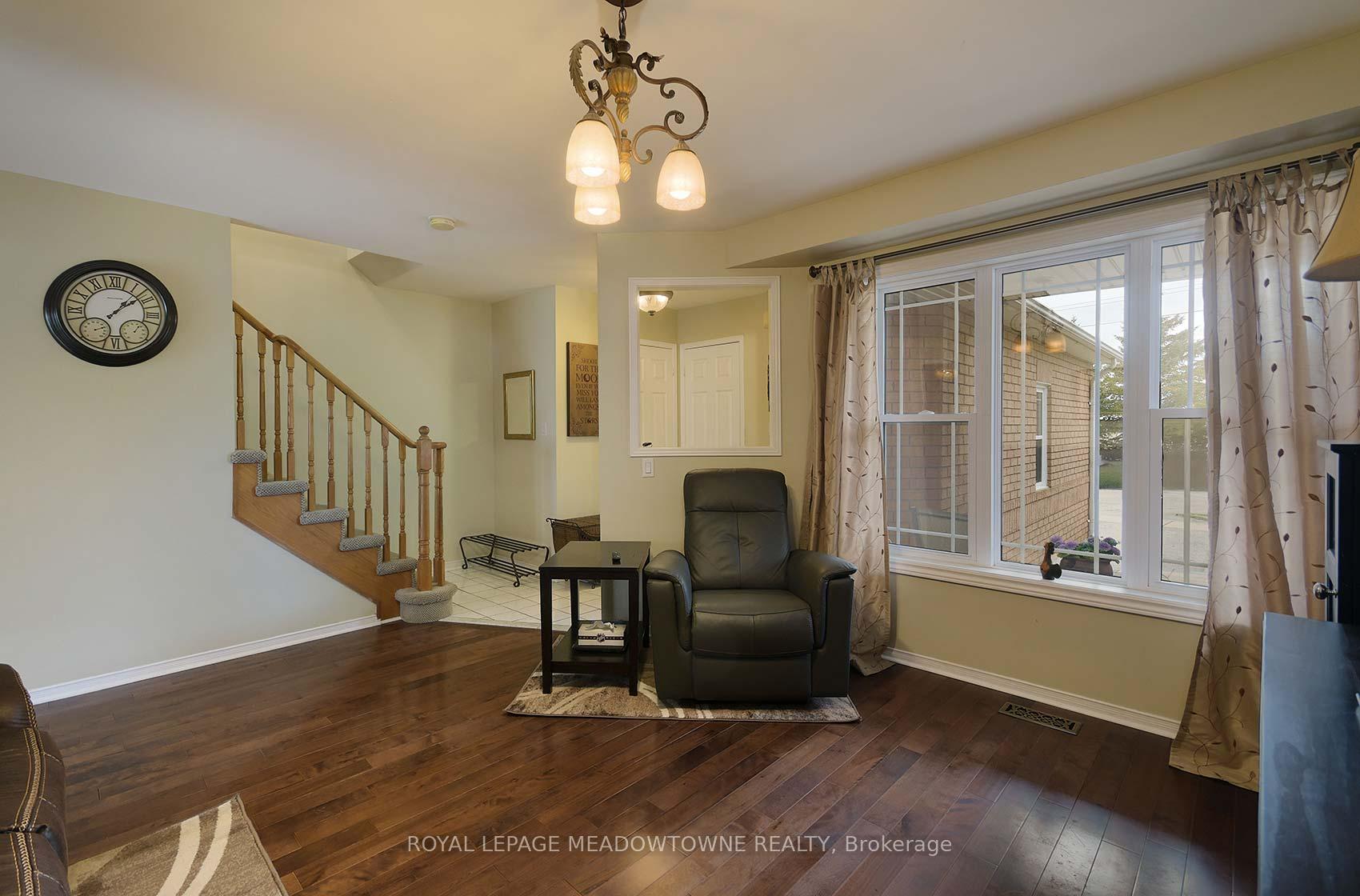 Photo 11 of 6521 Sapling Trail, Mississauga, Lisgar — HOMEH