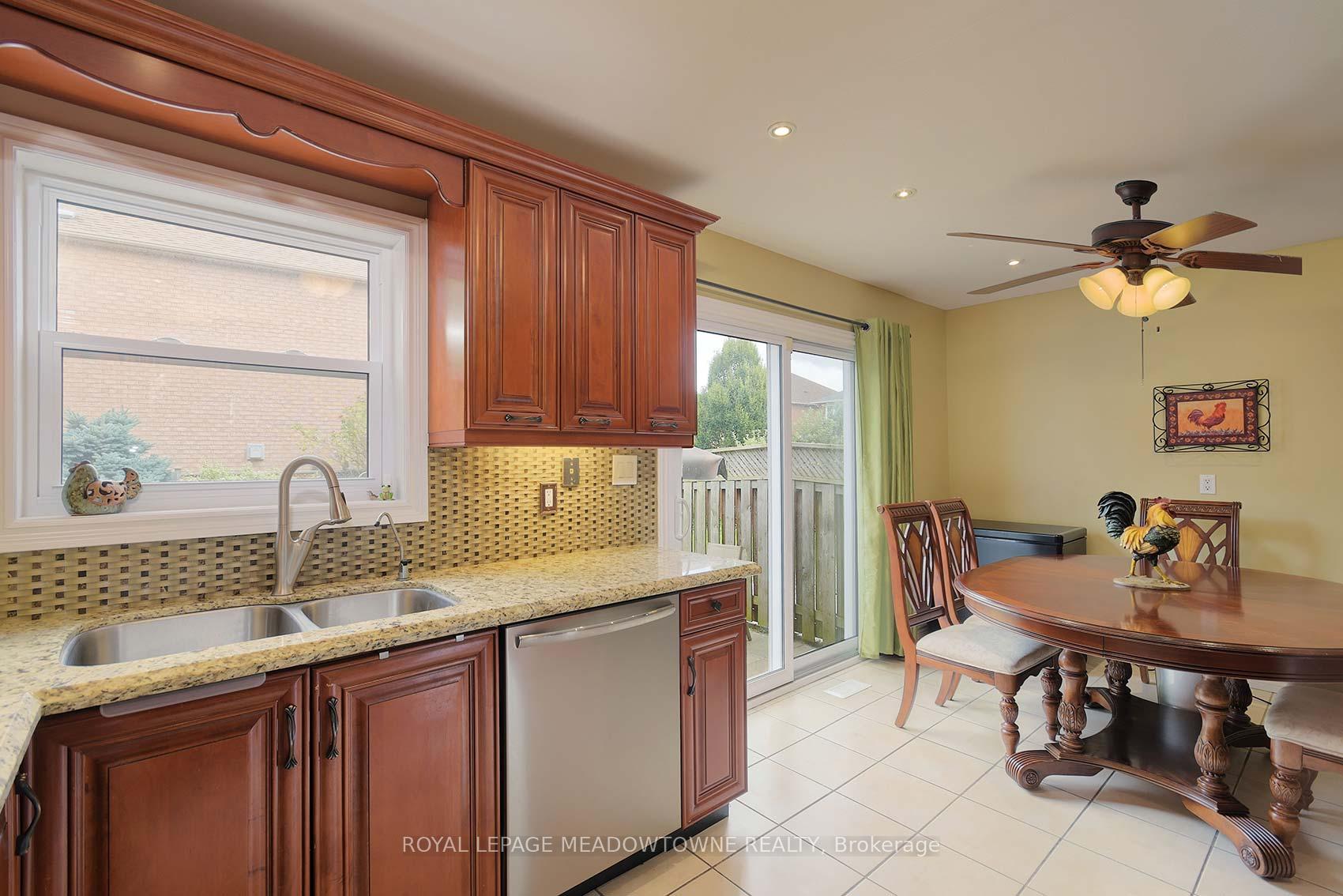 Photo 15 of 6521 Sapling Trail, Mississauga, Lisgar — HOMEH